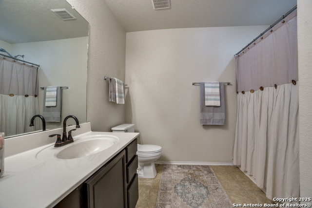 Listing photo id 15 for 10323 Medio Creek