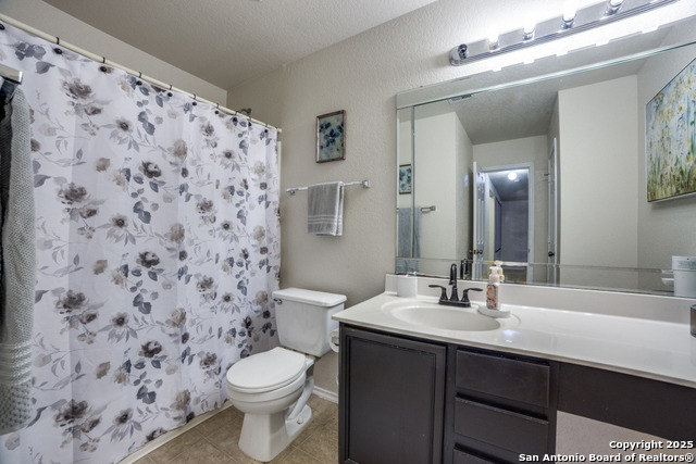 Listing photo id 19 for 10323 Medio Creek