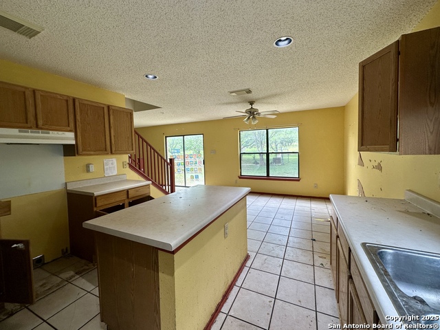 Image 21 of 50 For 2321 Green Valley