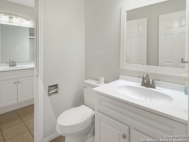 Image 14 of 22 For 8426 Maple Ridge