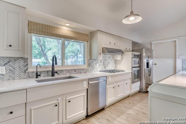 Listing photo id 20 for 8811 Pineridge