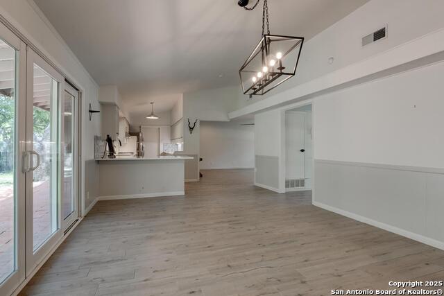 Listing photo id 23 for 8811 Pineridge