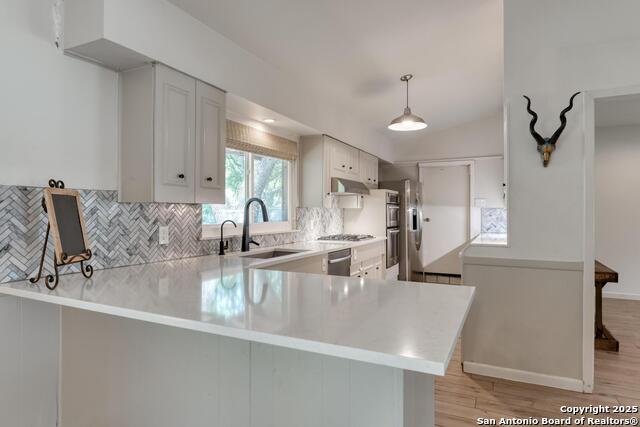 Listing photo id 6 for 8811 Pineridge