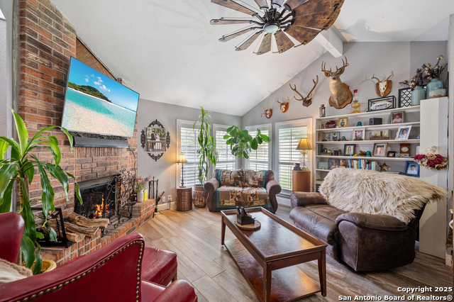 Image 15 of 41 For 4619 Sparrows Nest