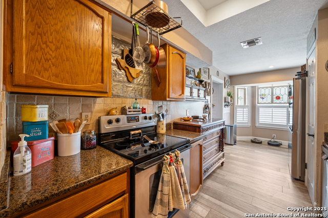 Image 16 of 41 For 4619 Sparrows Nest