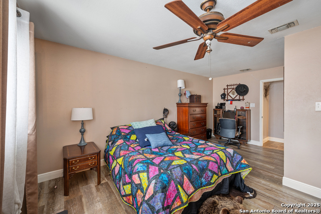 Image 27 of 41 For 4619 Sparrows Nest