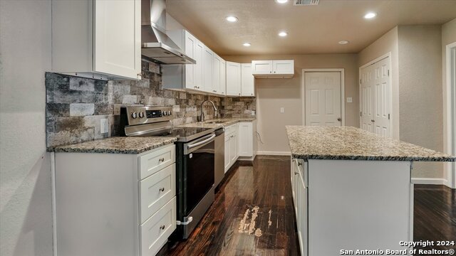 Listing photo id 8 for 156 Rilla Vista