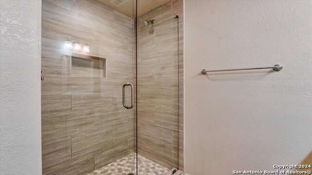 Listing photo id 18 for 156 Rilla Vista