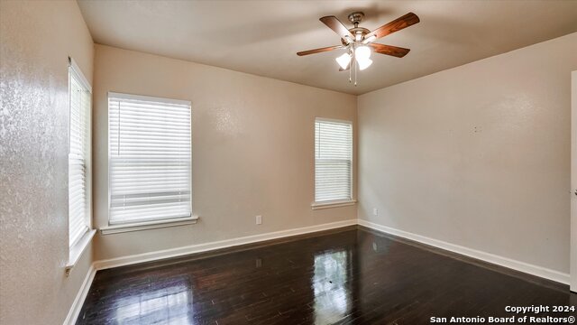 Listing photo id 23 for 156 Rilla Vista