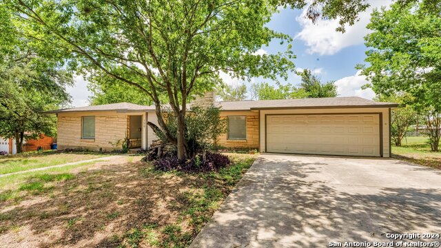 Listing photo id 1 for 156 Rilla Vista