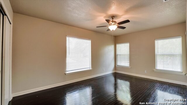 Listing photo id 29 for 156 Rilla Vista