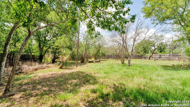 Listing photo id 38 for 156 Rilla Vista