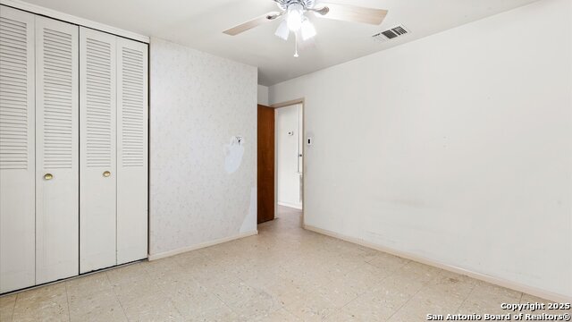 Image 16 of 49 For 6592 Cooksey