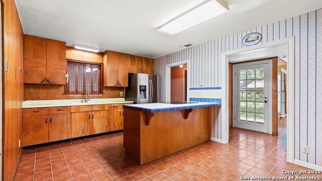 Image 19 of 49 For 6592 Cooksey