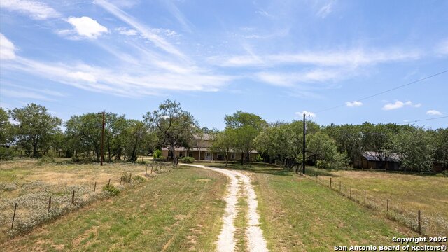 Image 40 of 49 For 6592 Cooksey