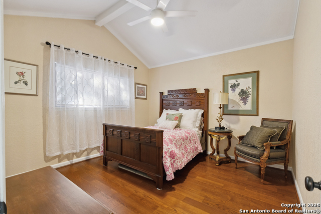 Listing photo id 20 for 3426 River Way