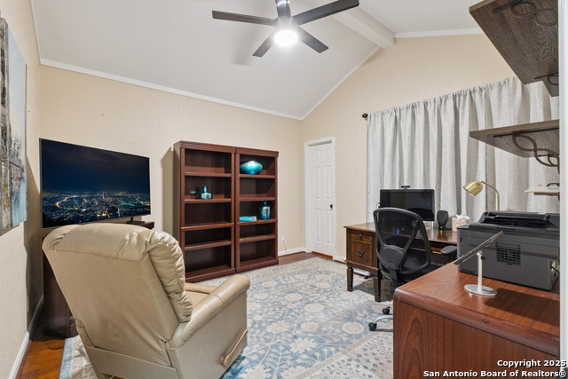 Listing photo id 21 for 3426 River Way