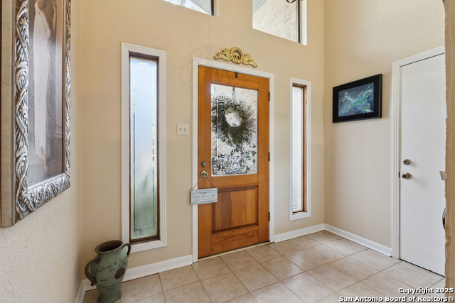 Listing photo id 3 for 3426 River Way