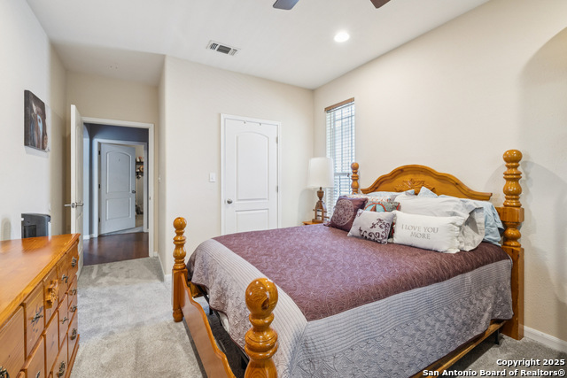 Image 25 of 30 For 388 Deerwood