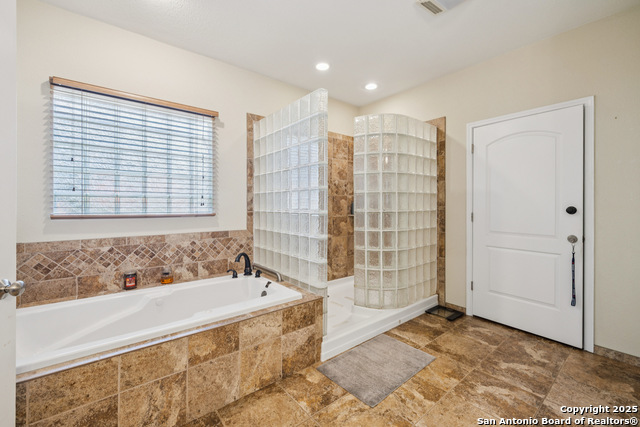 Image 27 of 30 For 388 Deerwood