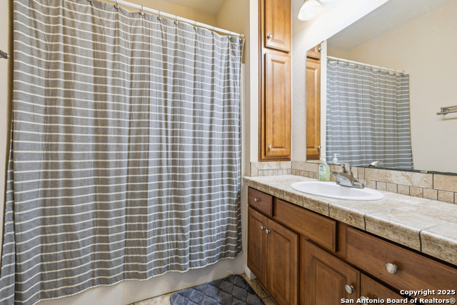 Image 29 of 30 For 388 Deerwood