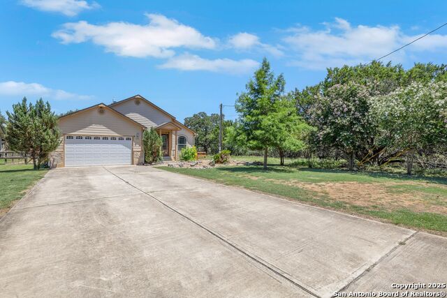 Image 5 of 30 For 388 Deerwood