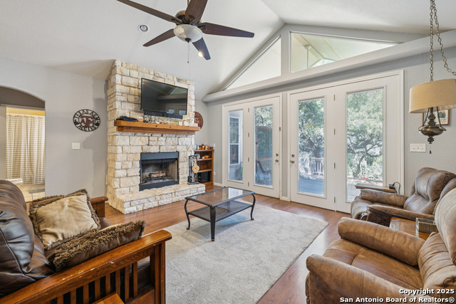 Image 9 of 30 For 388 Deerwood