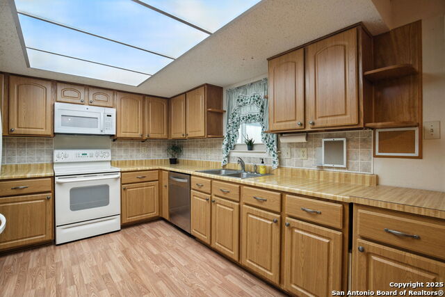Image 9 of 30 For 7511 Frenchton