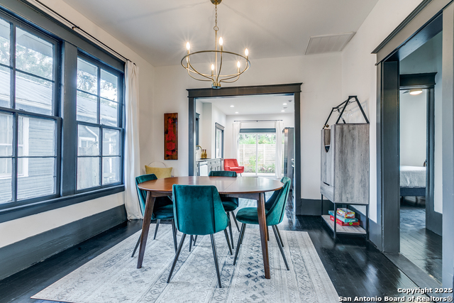 Listing photo id 11 for 137 Panama Ave