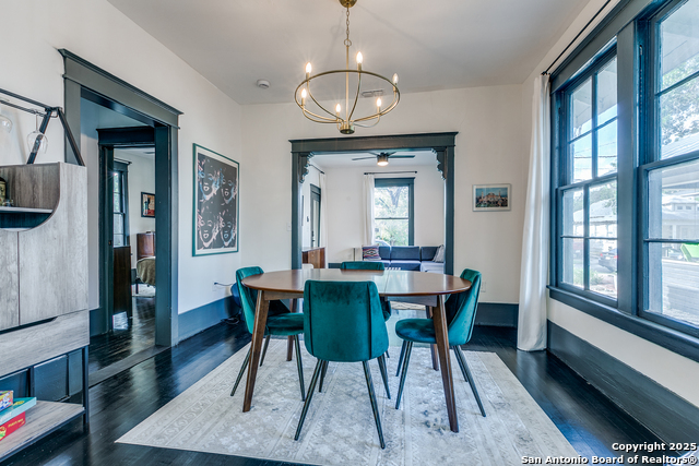 Listing photo id 12 for 137 Panama Ave