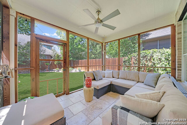 Image 5 of 34 For 19209 Fenwick Crest