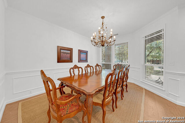 Image 9 of 34 For 19209 Fenwick Crest