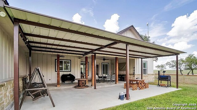 Listing photo id 35 for 976 County Road 7718