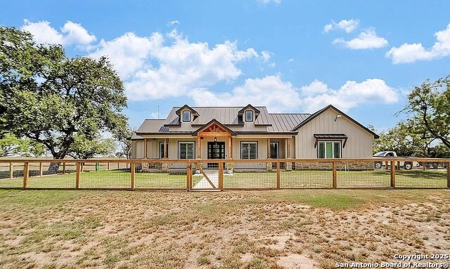 Listing photo id 2 for 976 County Road 7718