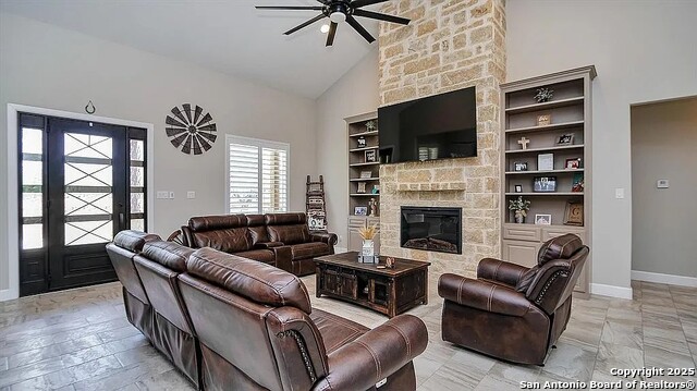 Listing photo id 5 for 976 County Road 7718