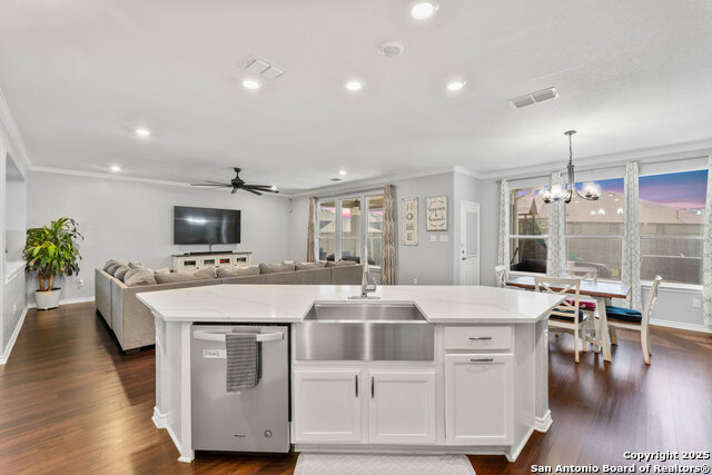 Image 18 of 43 For 11306 Sawyer Valley