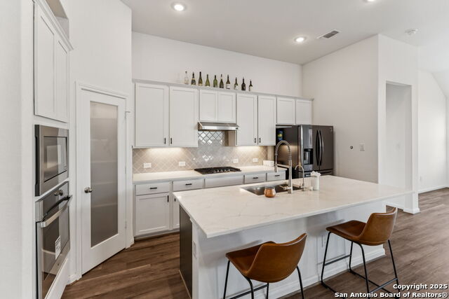 Image 17 of 63 For 12528 Gunsbach