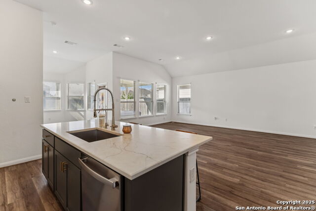 Image 23 of 63 For 12528 Gunsbach