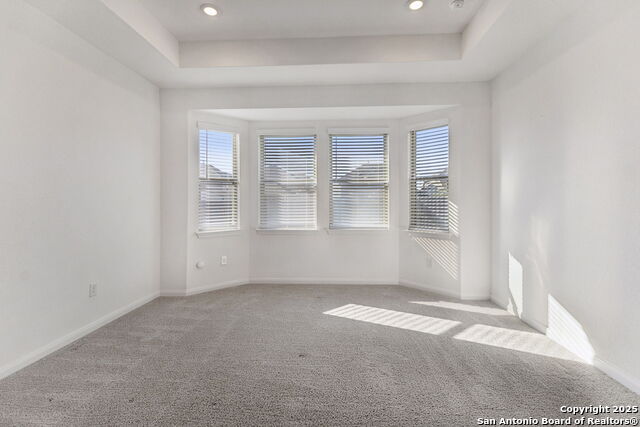 Image 31 of 63 For 12528 Gunsbach