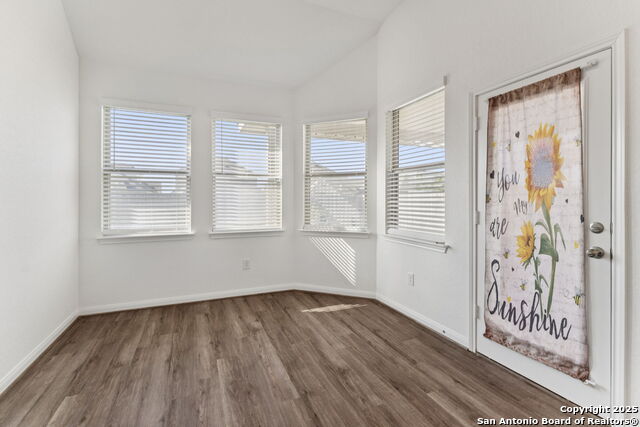 Image 39 of 63 For 12528 Gunsbach