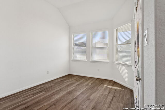 Image 41 of 63 For 12528 Gunsbach