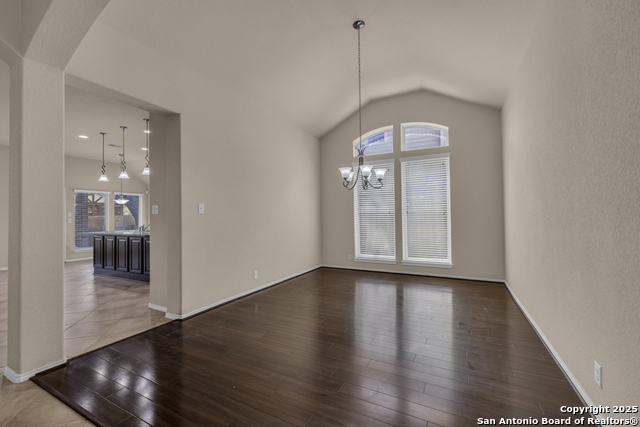 Image 12 of 46 For 556 Oak Cascade