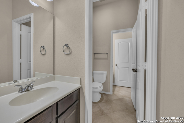 Image 36 of 46 For 556 Oak Cascade