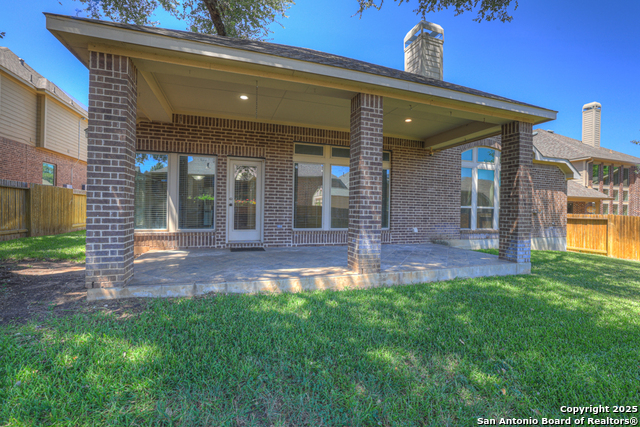 Image 41 of 46 For 556 Oak Cascade