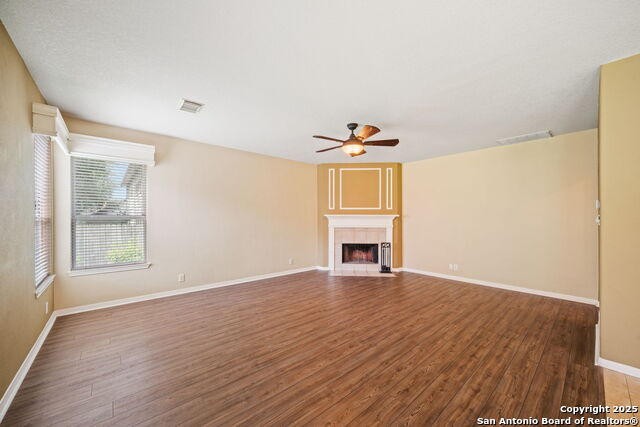 Image 10 of 34 For 1505 Red Oak Cove