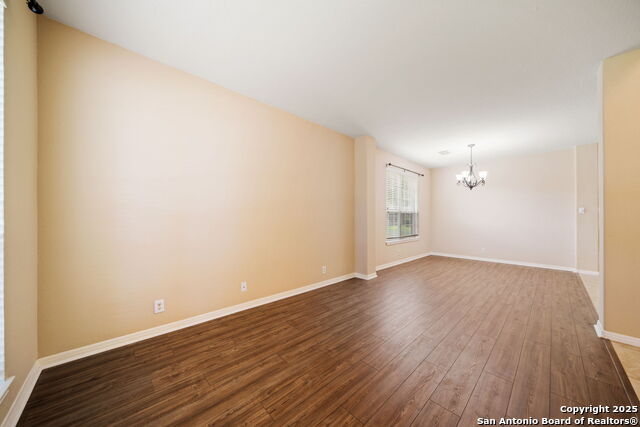 Image 6 of 34 For 1505 Red Oak Cove