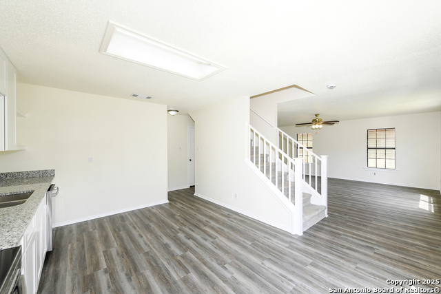 Image 11 of 26 For 8302 Morning Grove