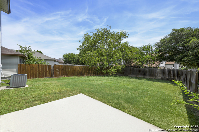 Image 23 of 26 For 8302 Morning Grove
