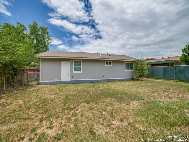 Image 11 of 13 For 5602 Brookhill