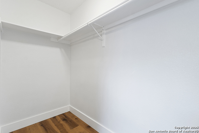 Image 15 of 21 For 3042 Wood Cir